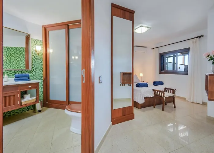 Daniela Willa Famara